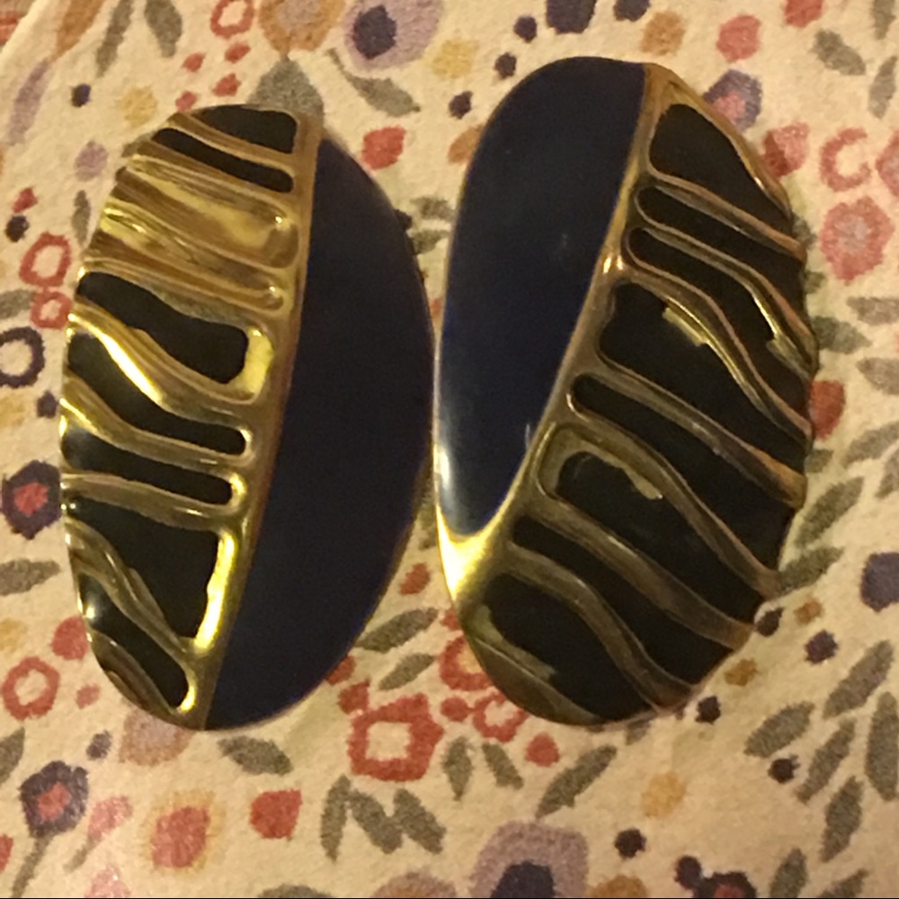 VINTAGE earrings painted pressed metal